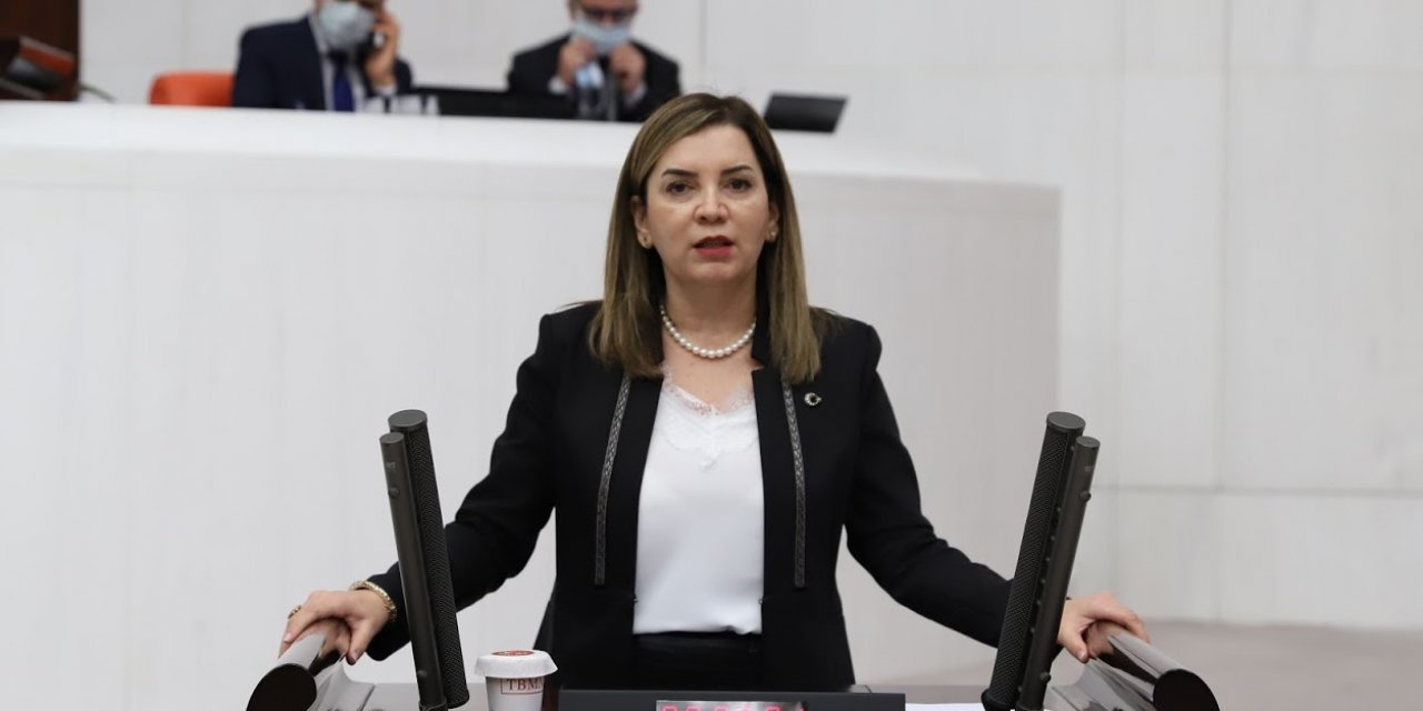 MHP İstanbul Milletvekili Arzu Erdem Kimdir? Arzu Erdem Biyografisi ve Hayatı Tüm Bilgiler..