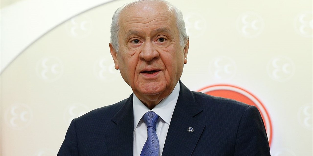 Devlet Bahçeli: Bizzat Kendi İmzaladığı Kanun Teklifini TBMM'ye Verdi!