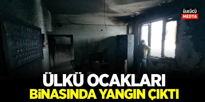 Ülkü Ocakları Binasında Yangın Çıktı