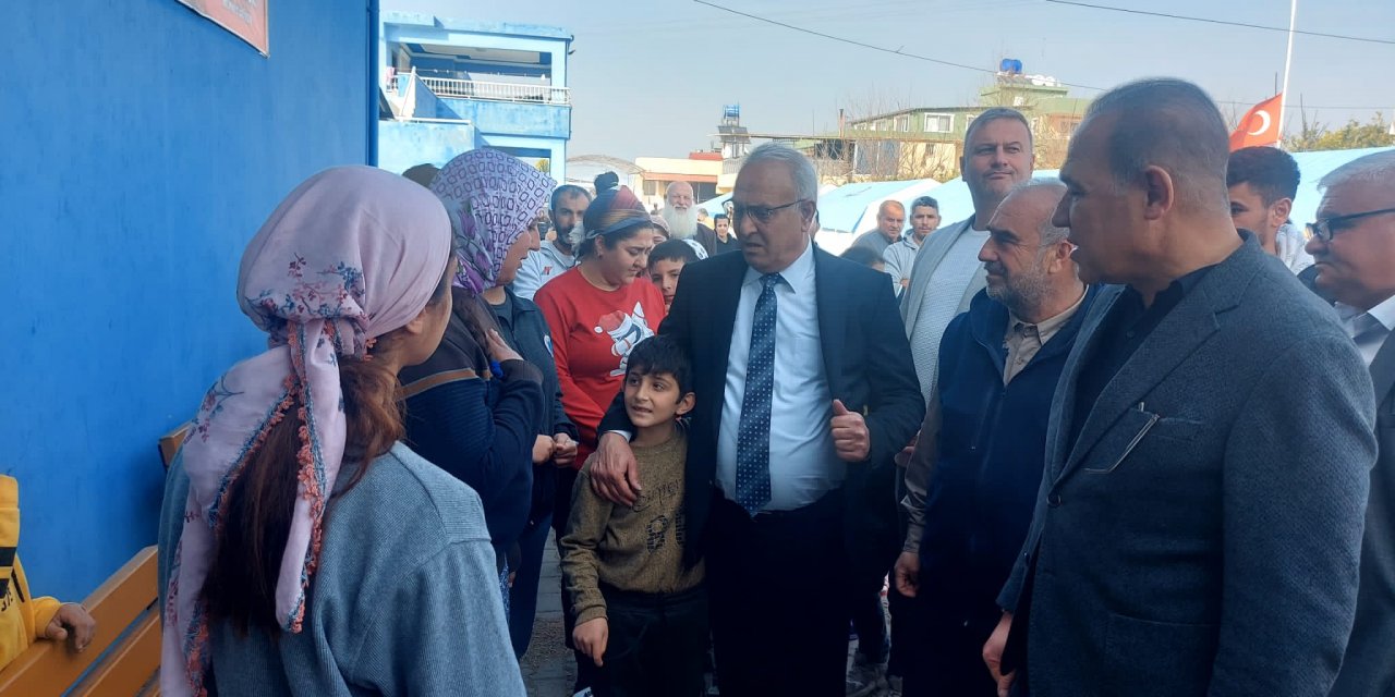 MHP Adana Depremzedeler için Harekete Geçti..