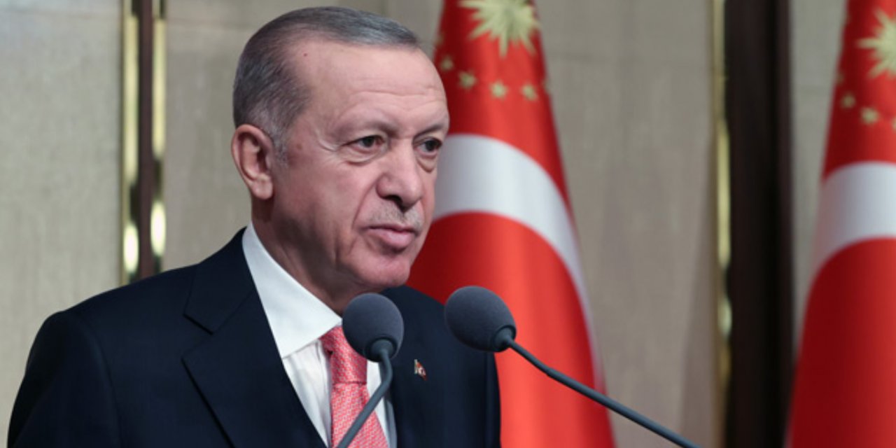 Toplam Bayram İkramiyesi 4 Bin TL Oldu! İşte Kurban Bayramı'nda Emeklinin Cebine Girecek Para...