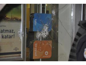 Gölcük'te Soyguncu Banka Çalışanlarını Rehin Aldı - Ek Fotoğraflar