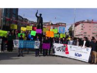 Rize’de İlahiyat Fakültesi Öğrencilerinin Eyleminde Gerginlik