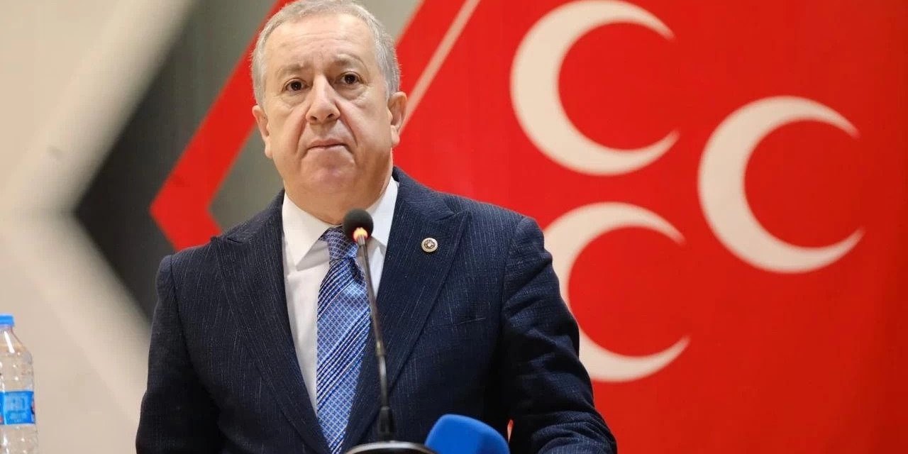 MHP'li Sadir Durmaz'dan CHP'li Belediyeye 23 Nisan Tepkisi: Milli Benliğimize Vurulmuş Bir Darbe