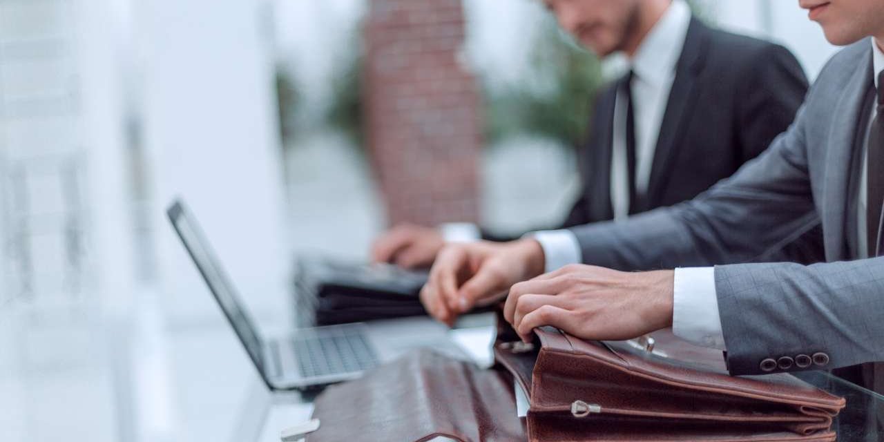 Bankacılık Başlangıç Maaşı En Yüksek Bölüm Oldu: Asgari Ücretle Çalışmaktan Çok Daha İyi!