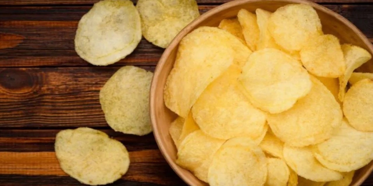 Atıştırmalık Reyonunda Yeni Zam Dalgası: Cips Markası Fiyatlarını Güncelledi