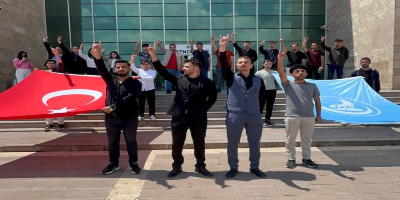 Kırşehir’de Bayrağa Yönelik Provokasyonlara Tepki