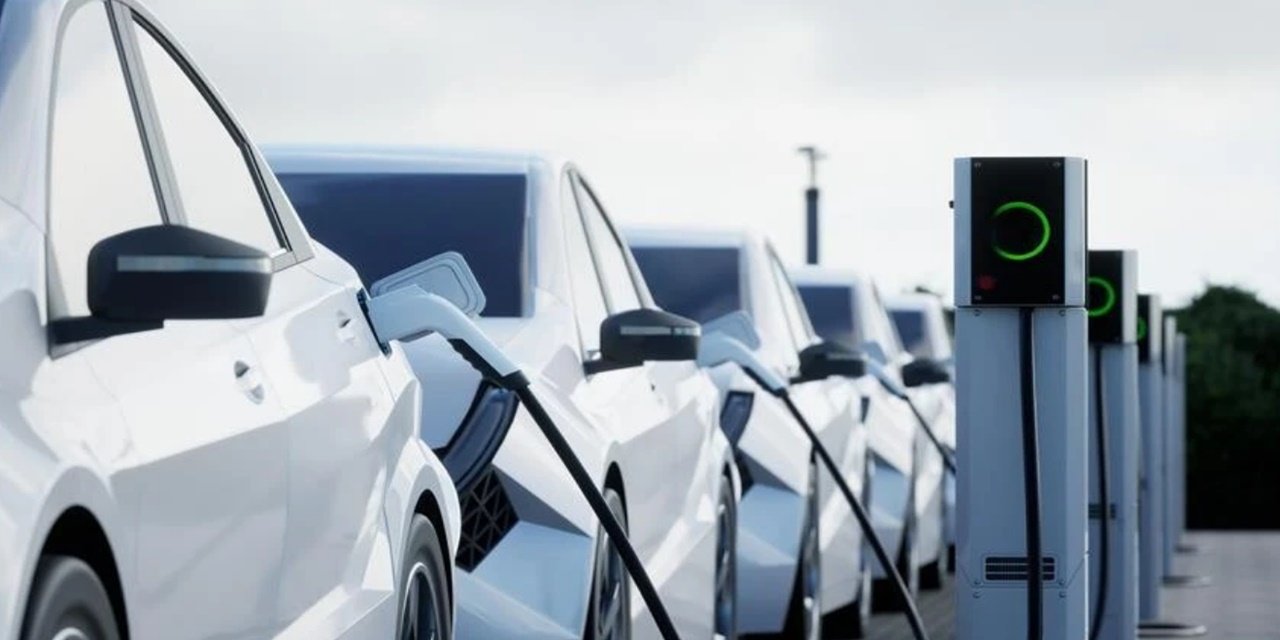 Bu Yıl Satılacak Her Üç Araçtan Biri Elektrikli Olacak