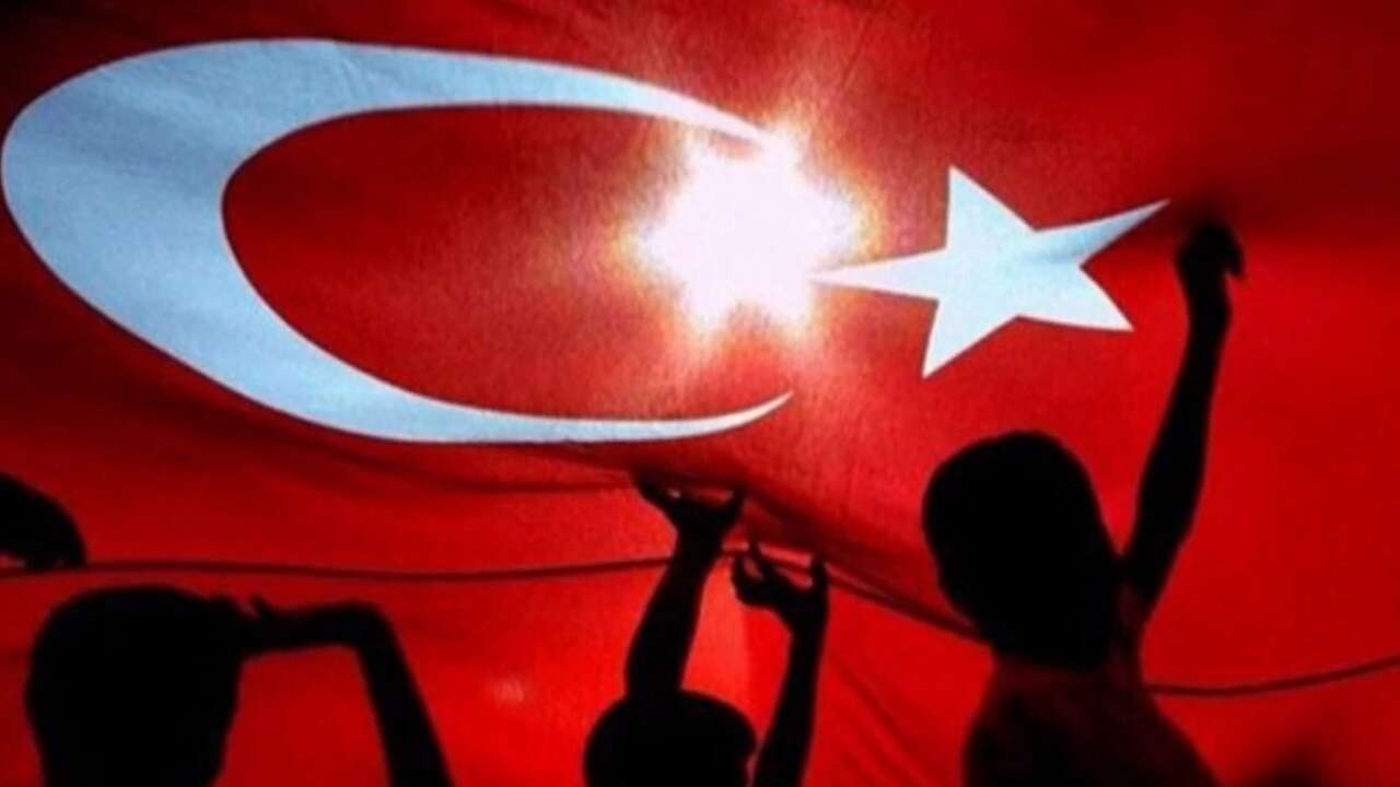 15 Temmuz Yarın Resmi Tatil Mi? Bankalar, Hastaneler, PTT ve Noterler Açık Olacak Mı? (2026 Çalışma Takvimi)