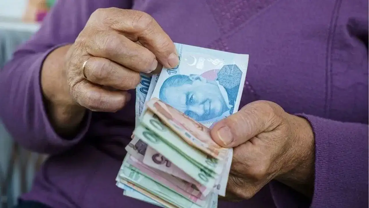 Emekliye 30 Bin TL Promosyon Veriliyor: Yalnız Hepsi Para Olarak Hesaplara Geçmiyor
