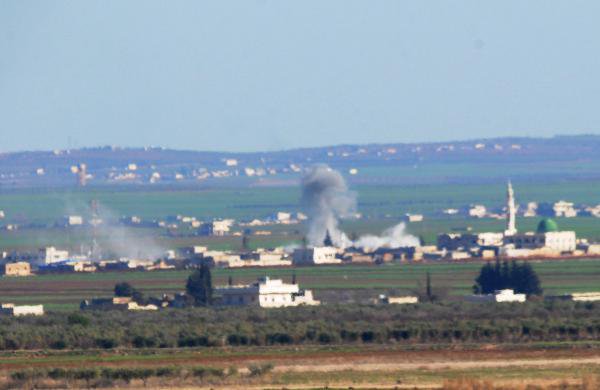 Kilis Sınırındaki Obüsler Işid'i Yine Vurdu