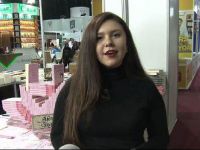 "Genç Kız Hikayeleri"ni İnternette Paylaştı, Rüyaları Gerçek Oldu