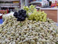 Yaz Meyveleri Ancak Gramla Satılabiliyor