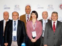 Profesör Özlü: Öksürük Varsa Bir Yerlerde Sorun Vardır