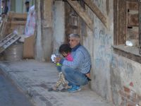 Yengesi Uyuşturucudan Tutuklandı, Hem Çocuğunu Hem de Kendini Yakmak İstedi