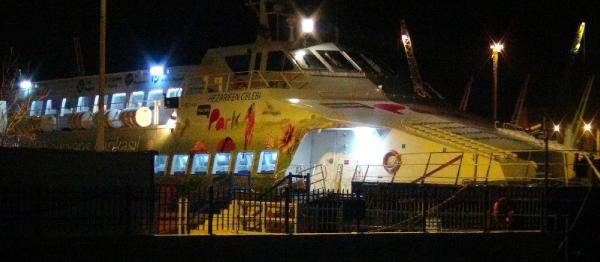 Deniz Otobüsü Fırtınaya Yakalandı