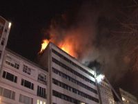 Şişli'de İş Merkezinde Çıkan Yangın Korkuttu