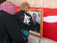 Şehit Uzman Çavuş Raşit Atcı'yı Binlerce Kişi Uğurladı