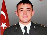 Şehit Üsteğmen'i Babası Asker Selamıyla Uğurladı