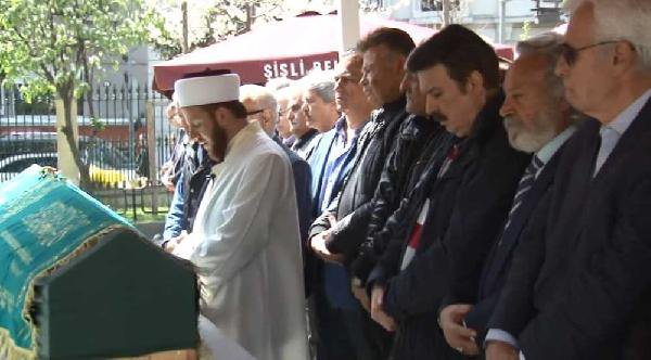 Ünlü Yönetmen Ülkü Erakalın Son Yolculuğuna Uğurlandı