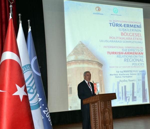 Türk Ermeni İlişkileri Sempozyumu Bitlis'te Başladı