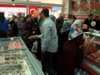 Vatandaş Ucuz Et İçin Et ve Süt Kurumu Mağazalarına Akın Etti