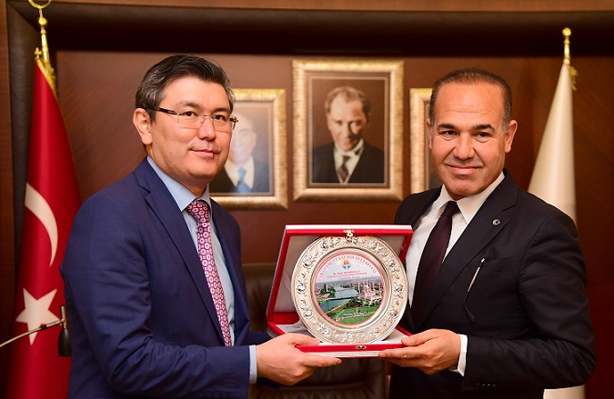 Hüseyin Sözlü: ‘’Uluğ Türkistan yeniden hakikat olmalı’’