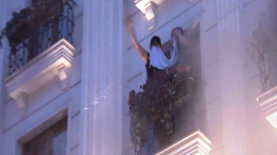 İstanbul'da otelde yangın: 3 ölü