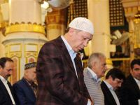 Cumhurbaşkanı Erdoğan Camide Rahatsızlandı, Sedye İle Taşındı!