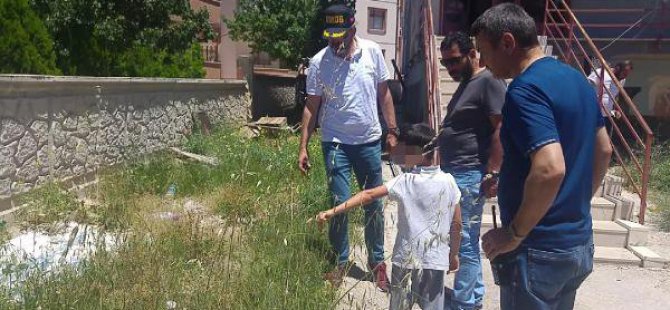 Bahçede Bulduğu Tabancayla Oynayan 9 Yaşındaki Çocuk, 4 Yaşındaki Kuzenini Yaraladı