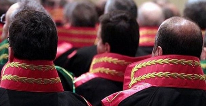 Hsk'dan Yaz Kararnamesi: 780 Hakim Ve Savcının Yeri Değişti