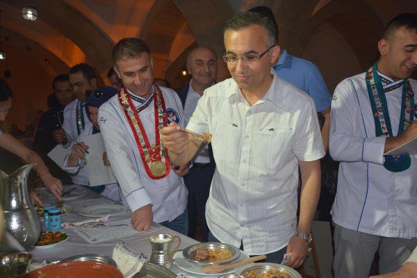 Yemek Yarışmasında Dereceye Girenler Altınla Ödüllendirildi