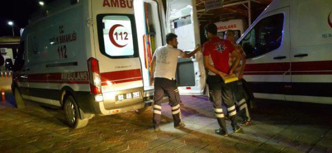 Kahta'da Otomobil Devrildi: 5 Yaralı