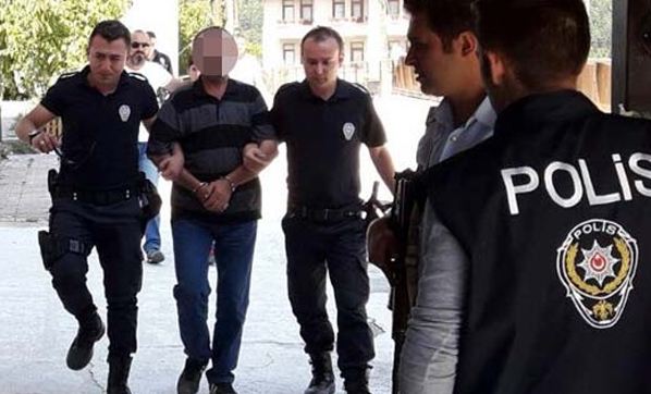 CHP İlçe Başkanı ve 2 oğlu cinayet iddiası ile gözaltına alındı.