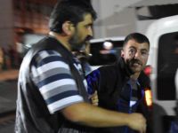 Motosikletle Ateş Açıp, 4 Kişiyi Yaralayan 2 Şüpheli Tutuklandı