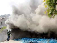 Suriyeliler'in Kaldığı Evdeki Yangın, Bitişik Evlere Sıçradı