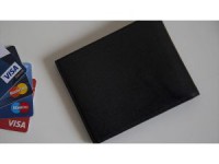 Kartlar cüzdandan 'uçuş' için çıktı