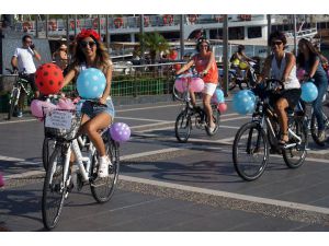 'Süslü Kadınlar', Marmaris'te Pedal Çevirdi