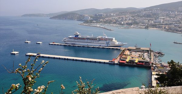 Aydın Sahillerinde İngiliz Turist Sevinci