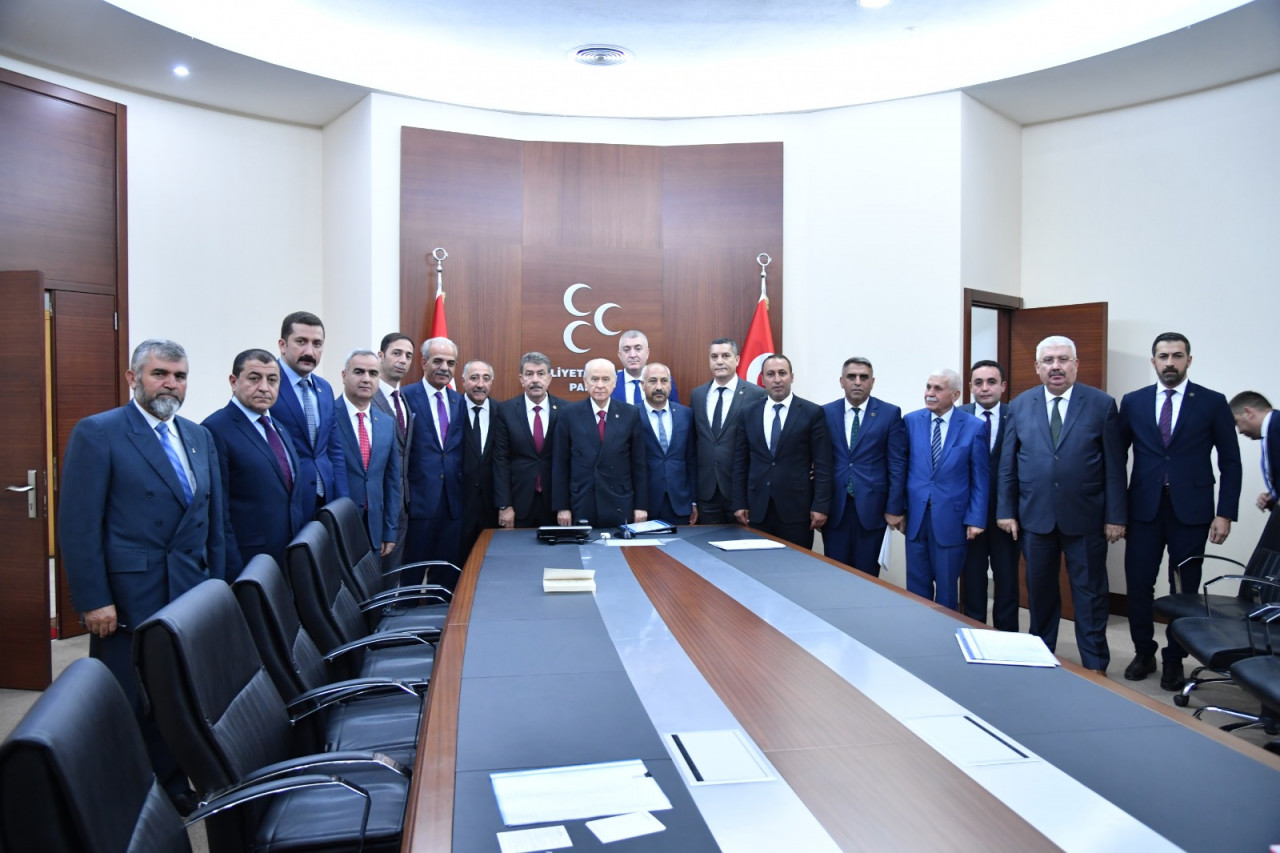 MHP Lideri Bahçeli, 16 il başkanıyla bir araya geldi