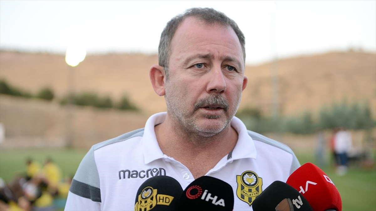 Sergen Yalçın'dan Beşiktaş açıklaması