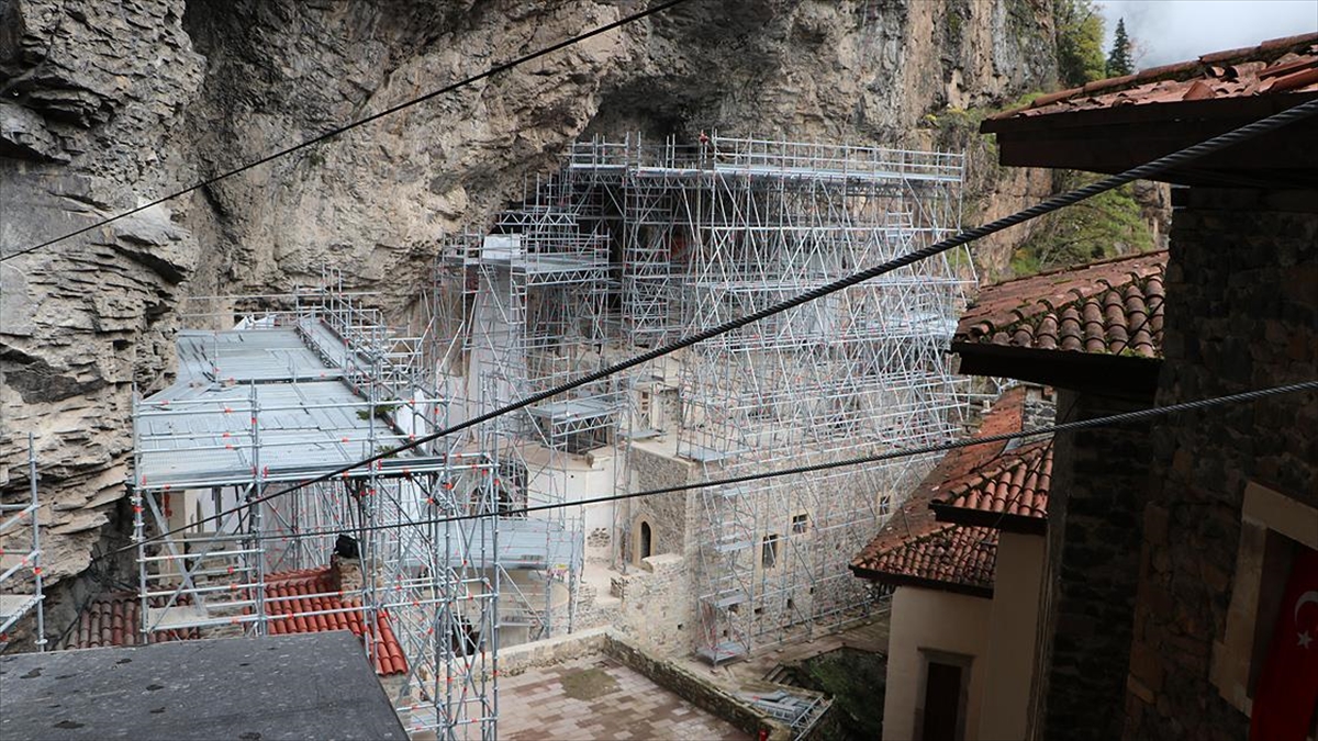 Sümela'yı tamamıyla ziyaret edilebilir hale getirmeyi planlıyoruz