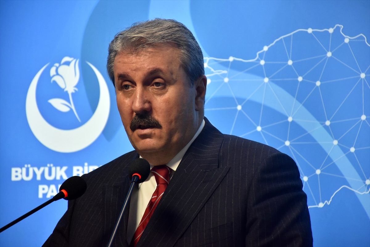 Mustafa Destici: Bizim askerimiz gerekirse Libya'ya gidecek
