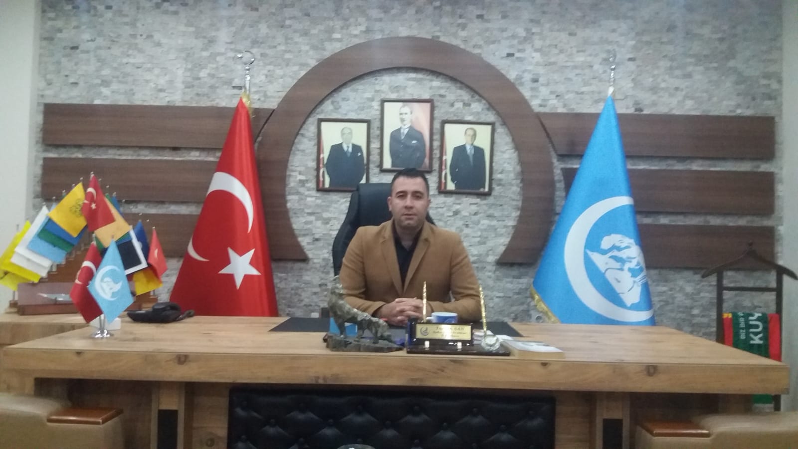 AYDIN ÜLKÜ OCAKLARINDAN ŞEHİTLERE SAYGI  YÜRÜYÜŞÜ
