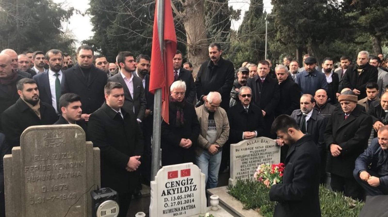 Ülkücü Şehit Cengiz Akyıldız Mezarı Başında Dualarla Anıldı