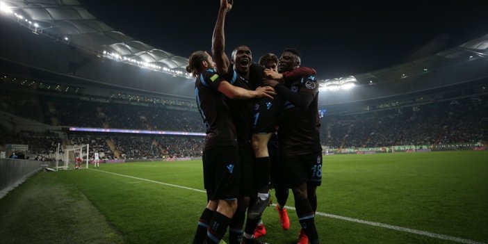 Bursa'da 3 Puanın Sahibi Trabzonspor