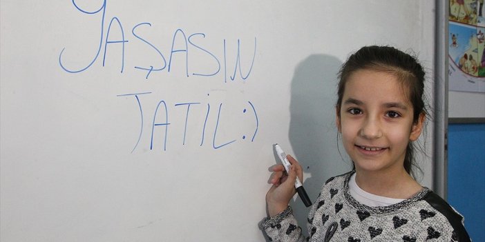 Karnesiz ilk ara tatil başlıyor